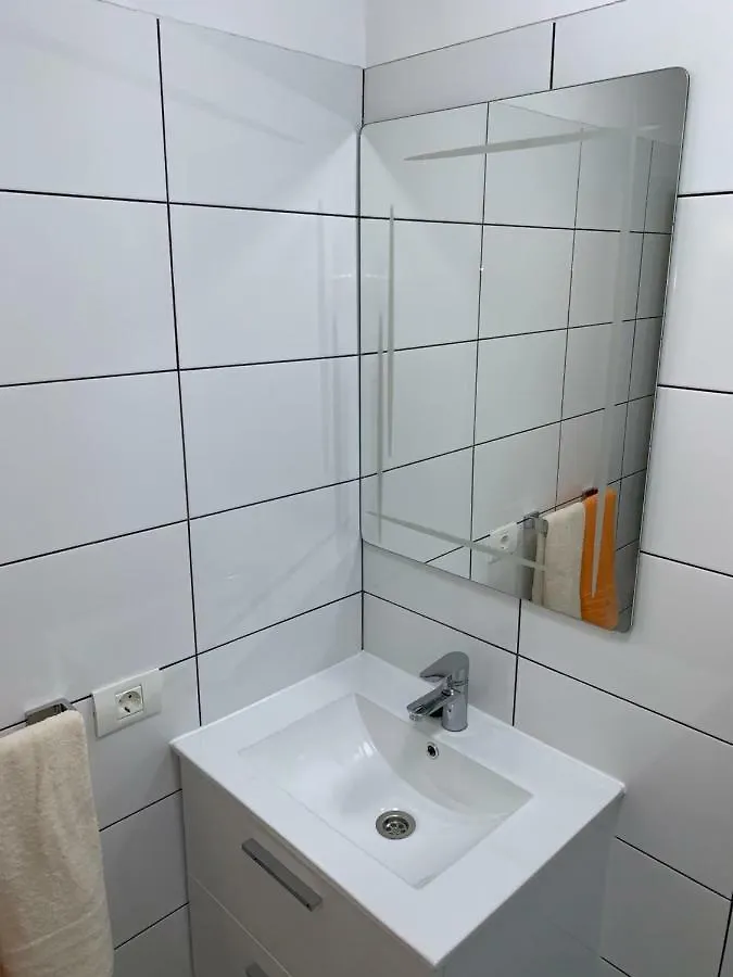 Apartamento Cozy Studio in Los Cristianos Beach FREE WIFI Arona