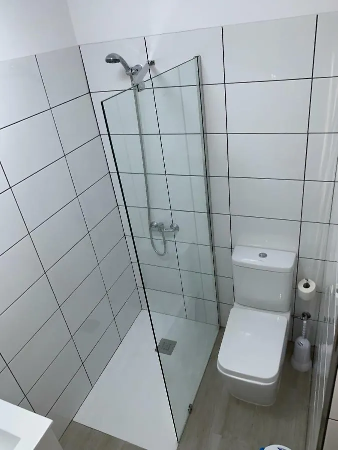 Apartamento Cozy Studio in Los Cristianos Beach FREE WIFI Arona  España