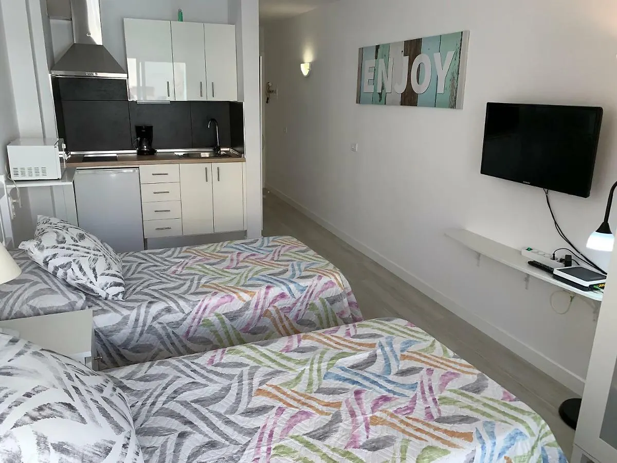 Apartamento Cozy Studio in Los Cristianos Beach FREE WIFI Arona